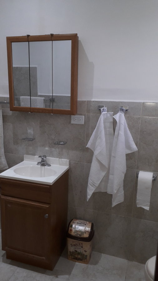 Handtücher, Shampoo, Seife und Toilettenpapier werden vom Aparthotel Boquete gestellt.